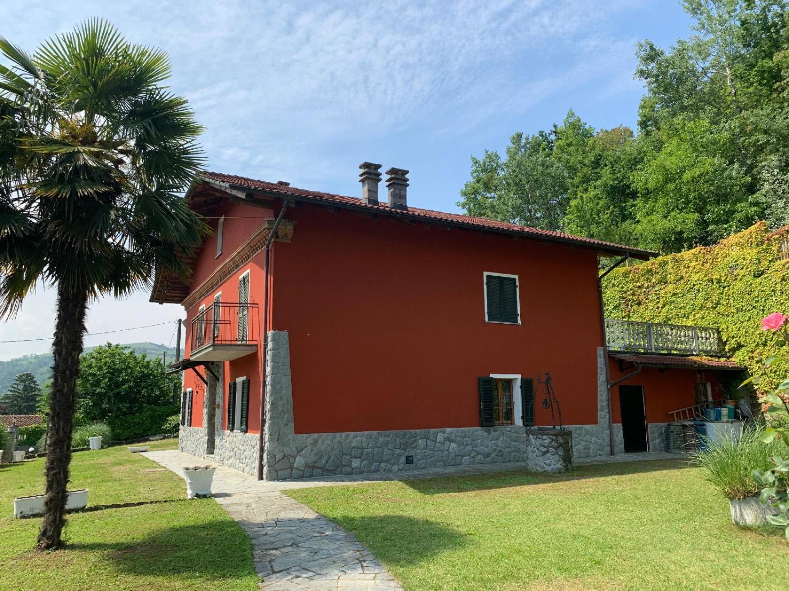 Apartmán Bricco Nebbiolo Neviglie Exteriér fotografie